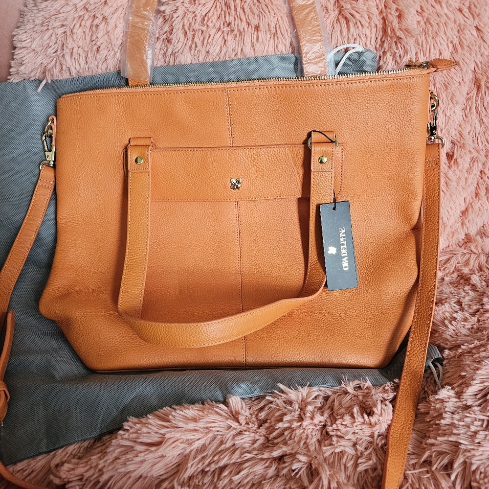 New! Ora Delphine Purse(Leather)